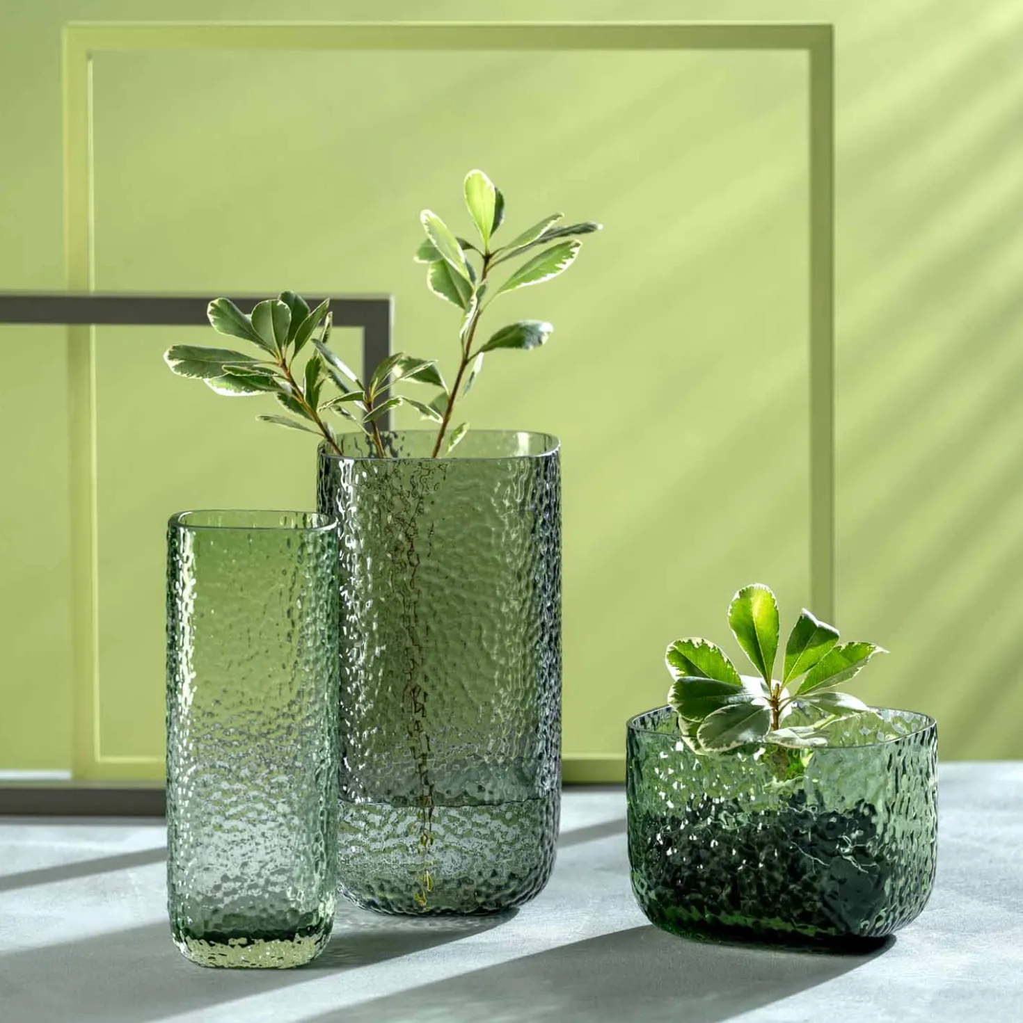 Vase MARTELLO 13 cm grün